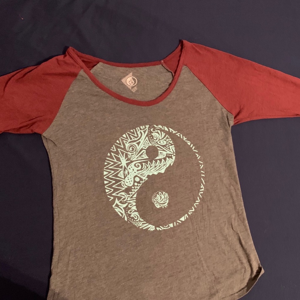 Volcom quarter sleeve T-shirt